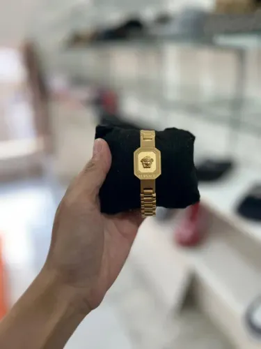 Pulseiras Versace com o banho bem reforçado Premium aço inoxidável Dourado