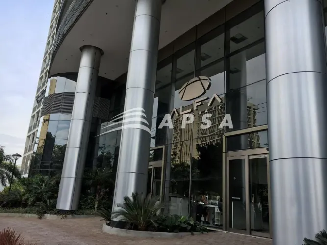 EXCELENTE CONJUNTO DE SALAS COMERCIAIS TOTALIZANDO 500M², 18 SALAS ALUGADAS JUNTAS, 18 BAN