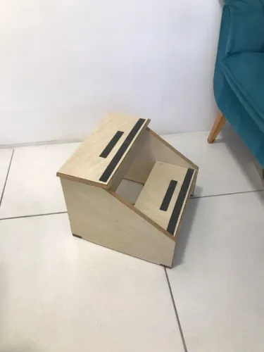 Escada antiderrapante
