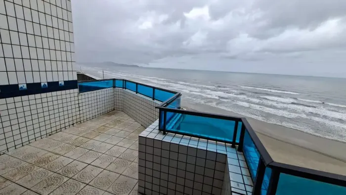 Cobertura Frente Mar à venda na Tupi em Praia Grande - SP