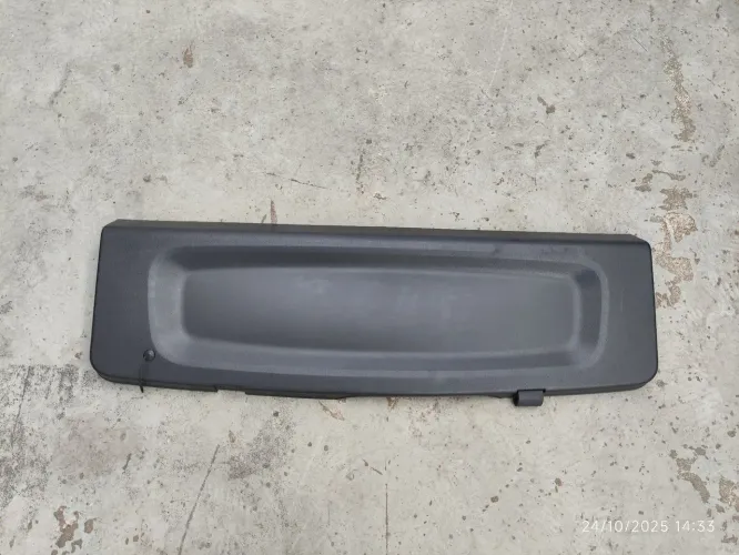 Tampão bagagito Fiat Mobi 
