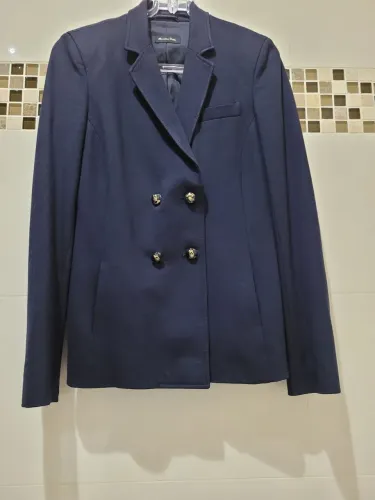 Lindo blazer de alfaiataria Azul Marinho Massimo Dutti.