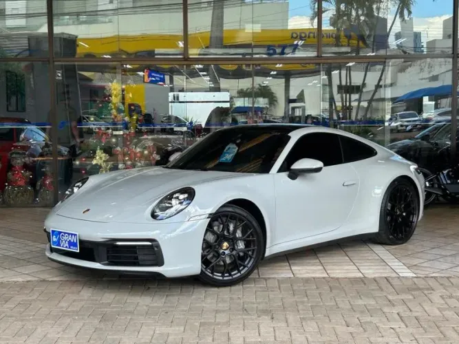 Porsche 911 Carrera Coupe 2024