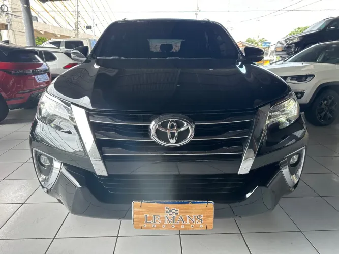 Toyota Hilux SW4 SRX 4X4 2.8 TDI 16V Dies. Aut. 2019