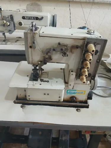 Máquina de costura  Prespontadeira 