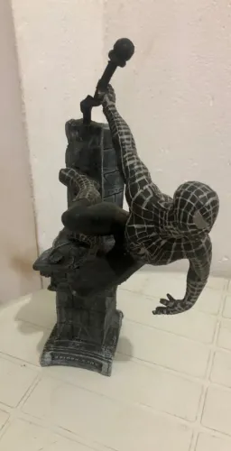 Vendo esculturas tradicionais