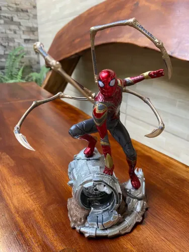 Action Figure Marvel - Homem Aranha Modo Súbito 