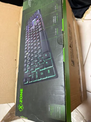 Teclado x zone novo na caixa