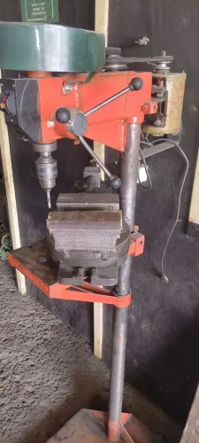 VENDA Furadeira de Coluna