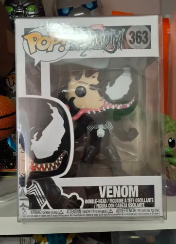 Funko pop Venom 363 com caixa de acrilico mole