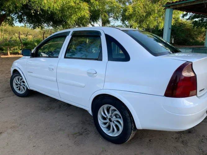 Chevrolet Corsa Sed. Premium 1.4 8V Econoflex 4P 2011