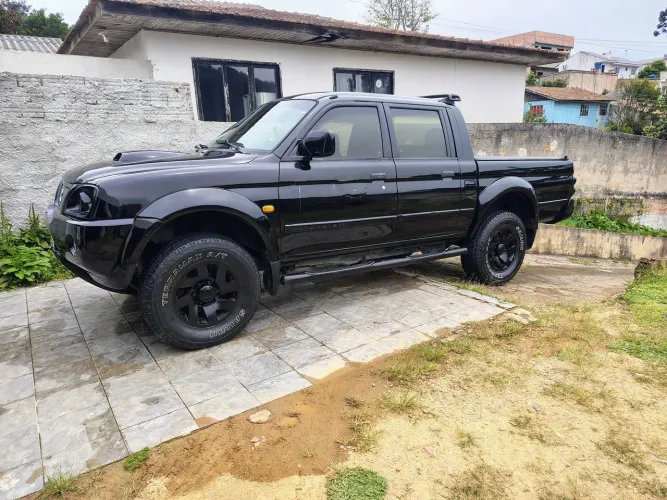 Mitsubishi L200 Sport HPE 2.5 4X4 CD DTI Dies. Aut. 2006