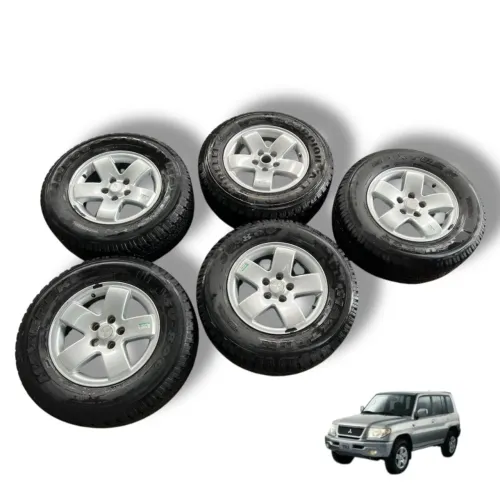 Jogo roda aro 16 com pneu 235 70 Mitsubishi pajero tr4