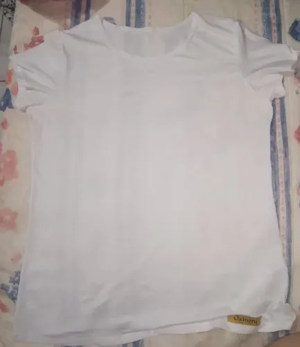Camiseta Esportiva Branca Oxintty