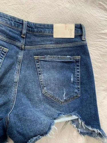 Short jeans Zara