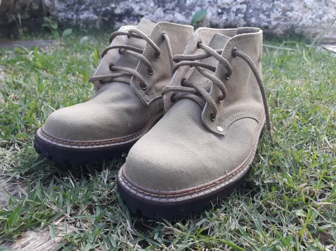 Botas Cano Curto Verde Militar - Conforto e Estilo!