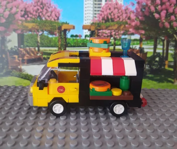 Caminhão Food Truck (90 peças)