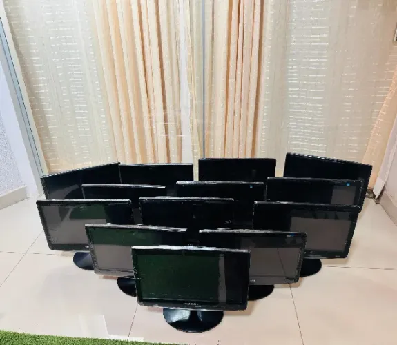 Monitor Samsung Wide de 16 polegadas, barato, funcionando 100%, entregamos