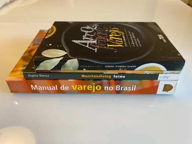 Livros Varejo no Brasil + Brinde (Merchandising e Gestão de Categorias farma)