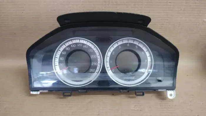 Painel Instrumento Volvo Xc60 2.0 T5 Dynamic Gaso Aut 2012 Branco