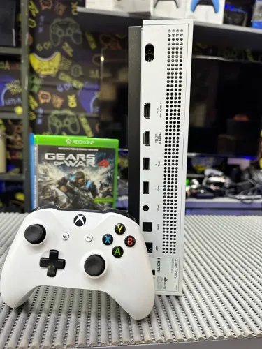 Xbox one S com 3 meses de Garantia :: Ac Cartão / Trocas/ Olxpay ::