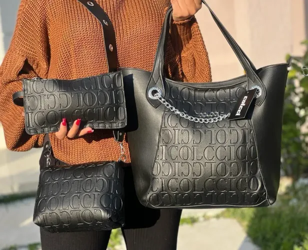 Kit de bolsas Colcci preto com design exclusivo