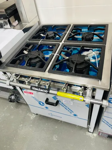MB Fogão inox 4 bocas e forno 70L Venâncio