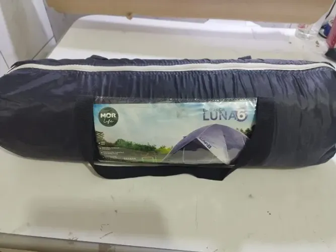Barraca 6 pessoas com Sobreteto Luna MOR com acessorio - Seminova com pequeno descosturado