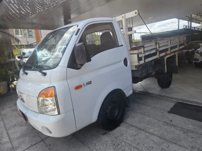 HR 2010 CARROCERIA MUITO CONSERVADO