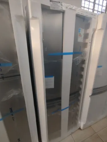 Geladeira inverse brastemp Nova na Caixa