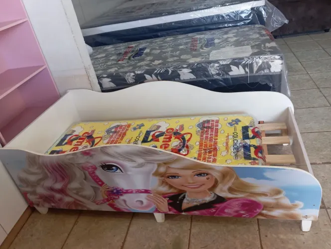 Cama infantil nova