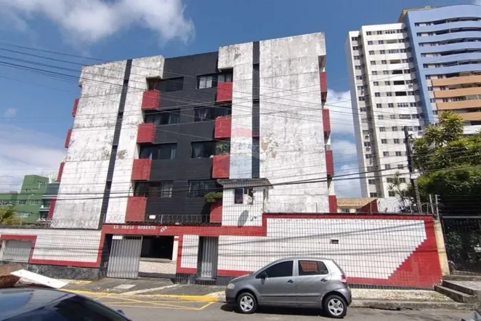 Apartamento Contemporâneo no Coração de Fortaleza / EDIFICIO PAULO ROBERTO.