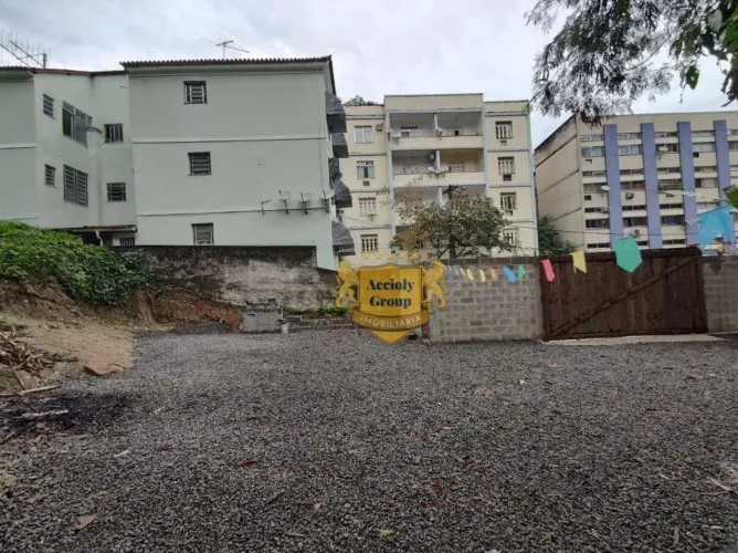 Terreno para alugar, 1400 m² por R$ 8.365,00/mês - Centro - Niterói/RJ