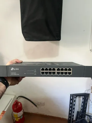 Switcher TP Link 16 PORTAS 