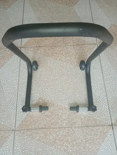 Tripé para levantar motocicleta