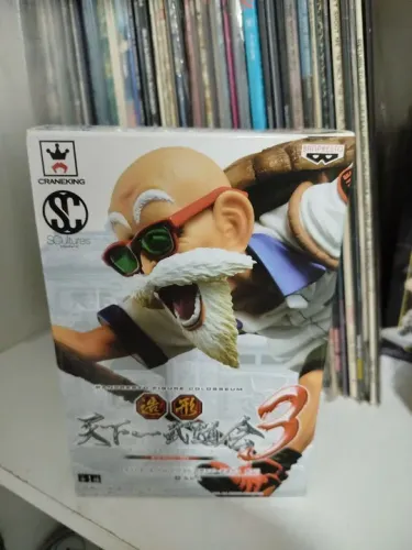 Figure mestre kame SCulptures