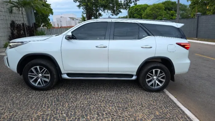 Toyota Hilux SW4 SRX 4X4 2.8 TDI 16V Dies. Aut. 2020