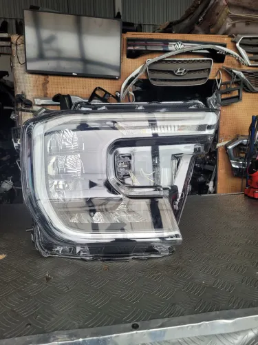 Par Farol dianteiro Ford Ranger 2024/25