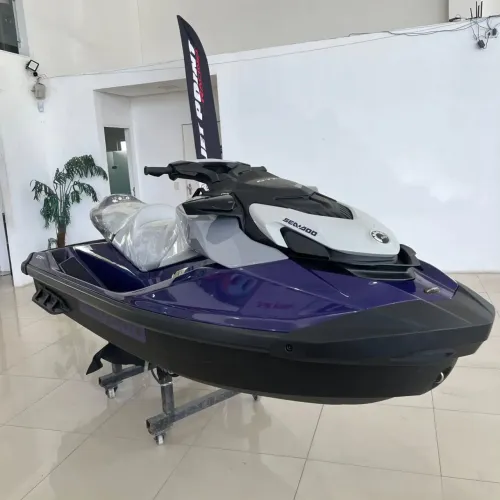 JET SKI SEA DOO GTi 170 SE 2025, 3 Lugares, Muito Novo, TROCO/PARCELO 36x