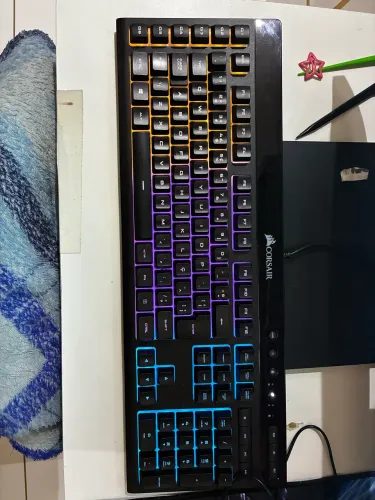 Teclado K55 Corsair Rgb