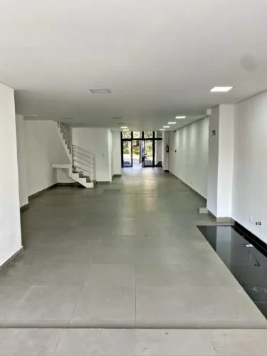 Aluga excelente loja, ótima localização
