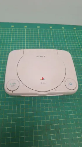 Playstation 1/Psone slim  *leia*