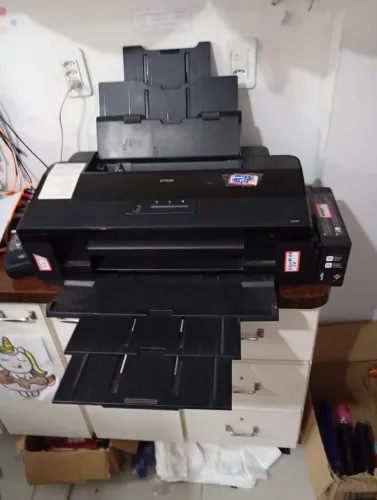 Impressora Epson L1800 colorida 110 volts usada funcionando 