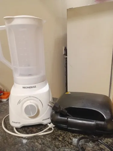 Vendo sanduicheira mas liquidificador