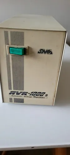 Estabilizador automático de tensão JMC/JWG 1000S, 1.000 VA,