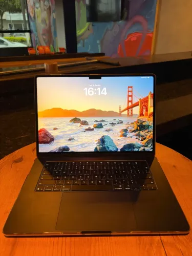 MacBook Air 15" M5 16GB 512GB Midnight - Supernovo + Garantia Apple