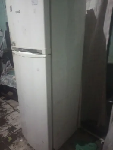 Geladeira 600