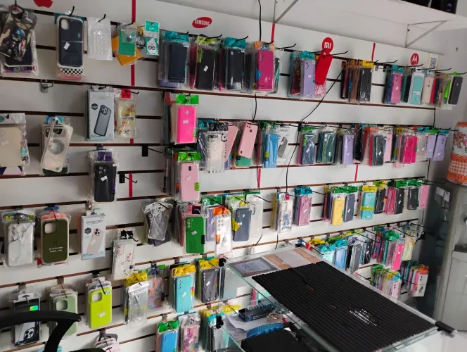 Vendo 500 capas de diversos modelos com painel