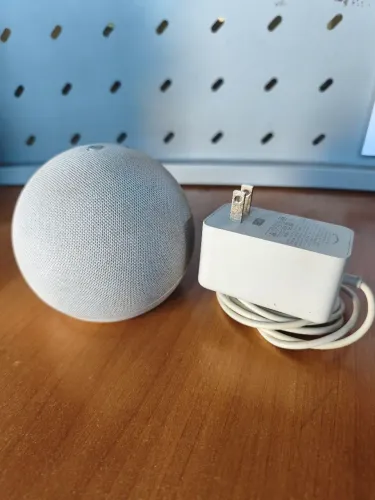 Echo Dot 5ª Geração Branco com Fonte Original - Usado