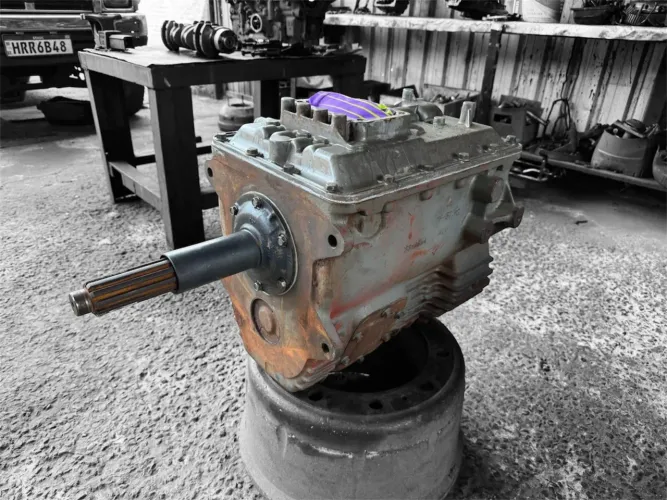 Câmbio Eaton FS-6406A (6 Marchas) - Revisado e Pronto para Rodar
